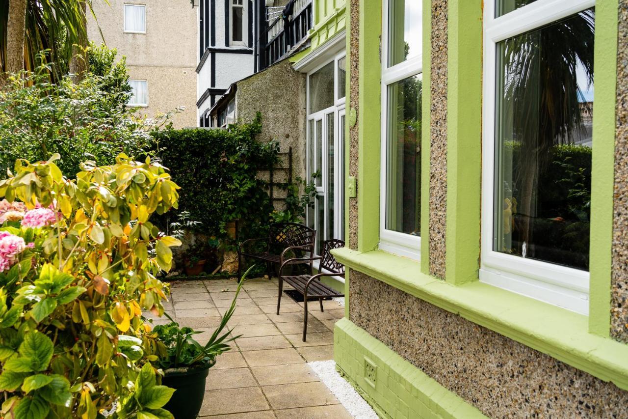 Avalon Guest House Newquay  Exterior photo